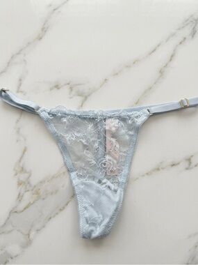 Victoria’s Secret Lace Adjustable V-String Panty